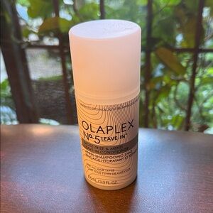 OLAPLEX No.5 Leave-In Conditioner - White